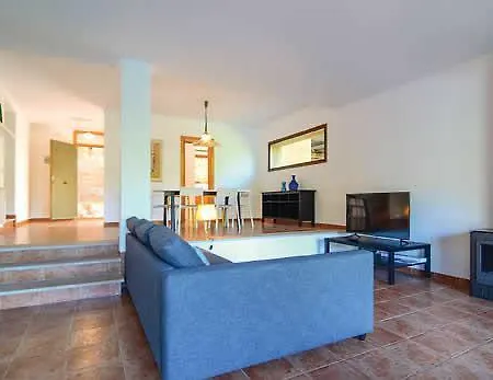 Hotel Hostal Sa Tuna 3*